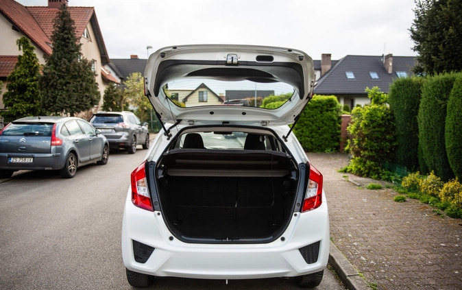 Honda Jazz cena 49900 przebieg: 75000, rok produkcji 2018 z Szczecin małe 781